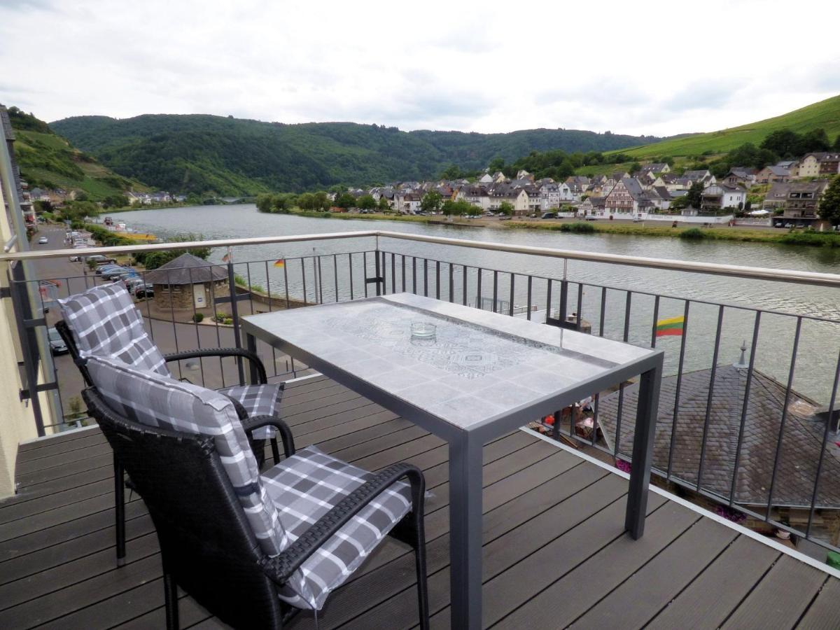 Ferienhaus Moselpromenade Zell an der Mosel Bagian luar foto