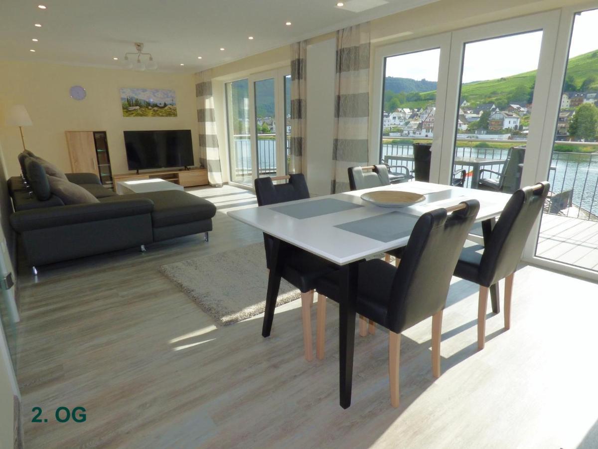 Ferienhaus Moselpromenade Zell an der Mosel Bagian luar foto