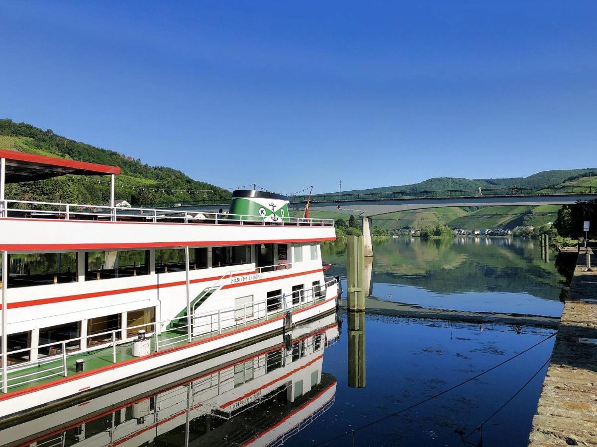 Ferienhaus Moselpromenade Zell an der Mosel Bagian luar foto