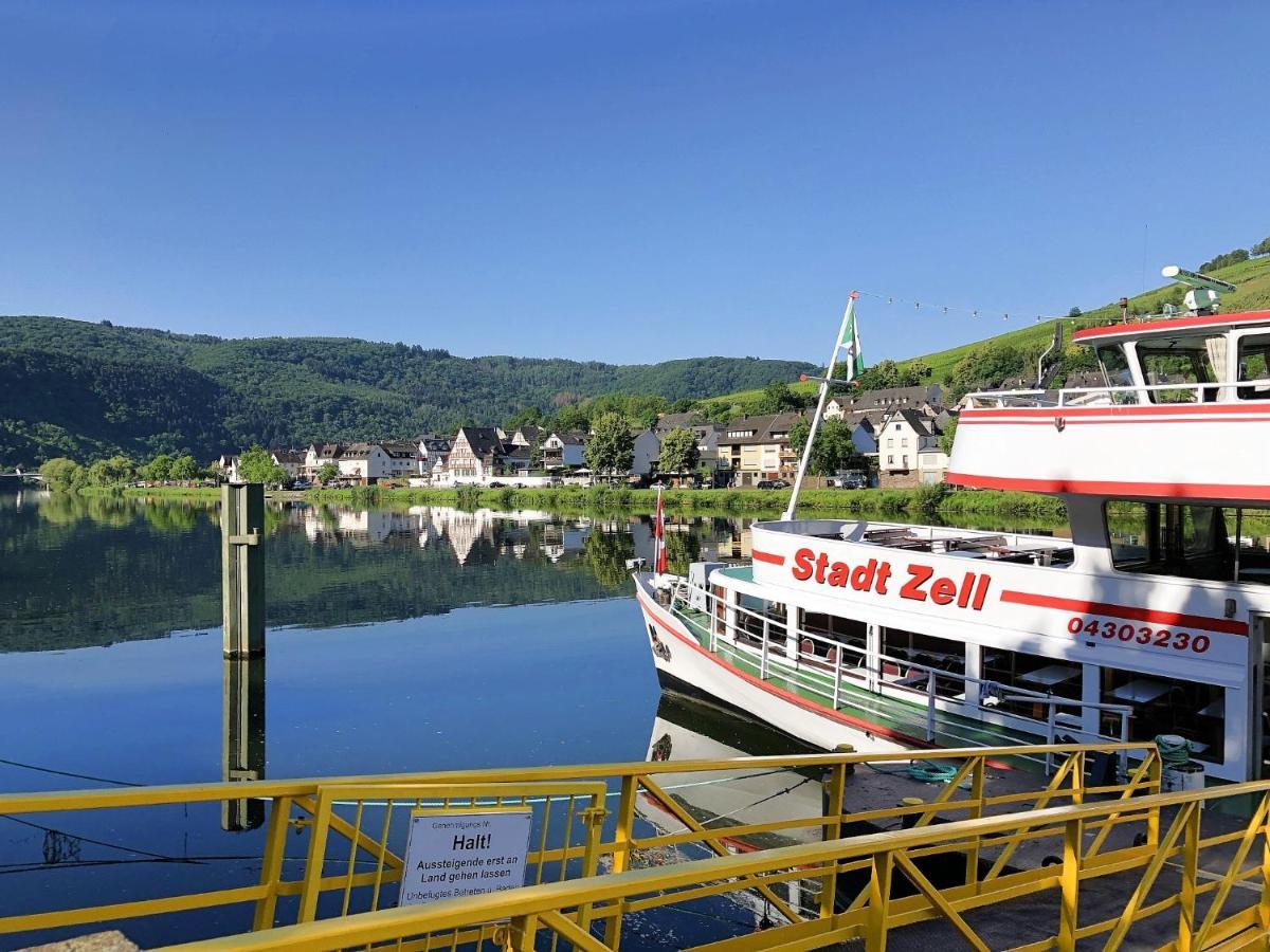 Ferienhaus Moselpromenade Zell an der Mosel Bagian luar foto
